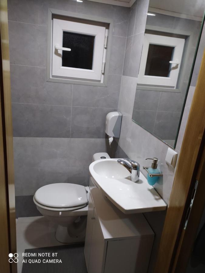 Lenilenii Bungalows Jajce Exteriör bild